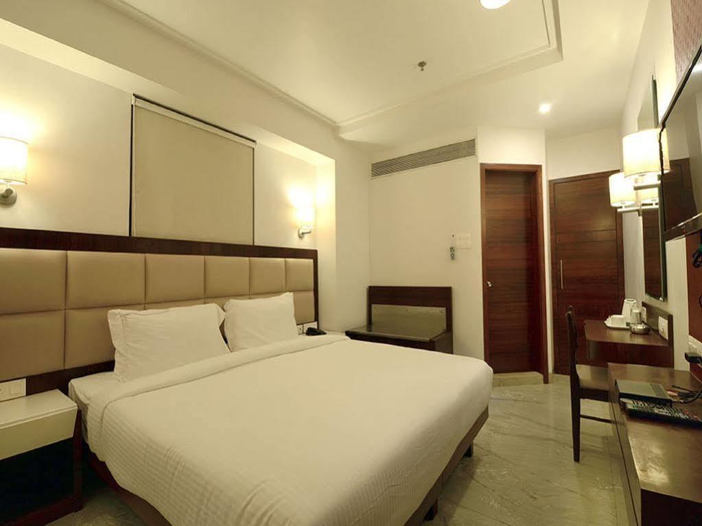 Hotel Better Home International Bombay Eksteriør billede